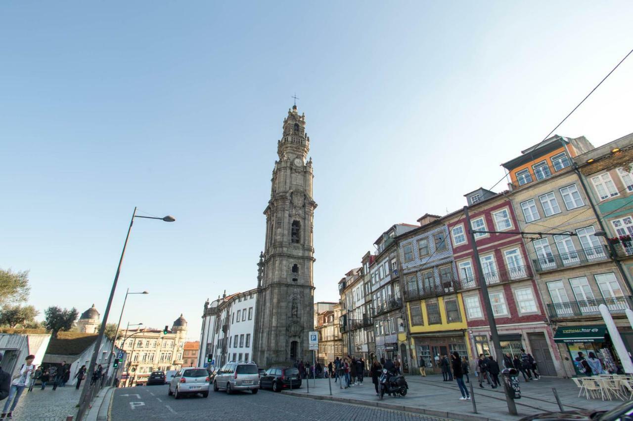 Porto And Clerigos Views By Porto City Hosts ภายนอก รูปภาพ